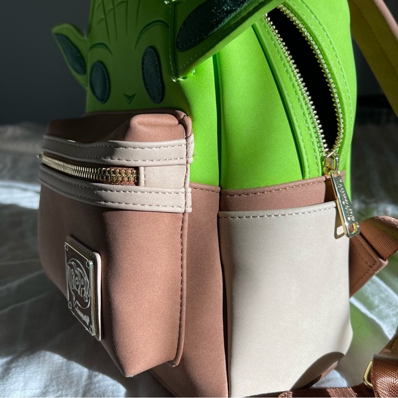 💚 LOUNGEFLY Yoda Funko Pop Backpack 💚